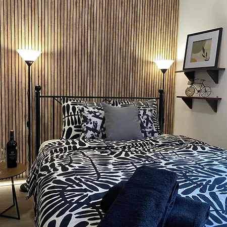 Sparrow In Kazimierz Apartmán *