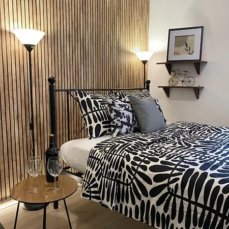 Sparrow In Kazimierz Apartman *