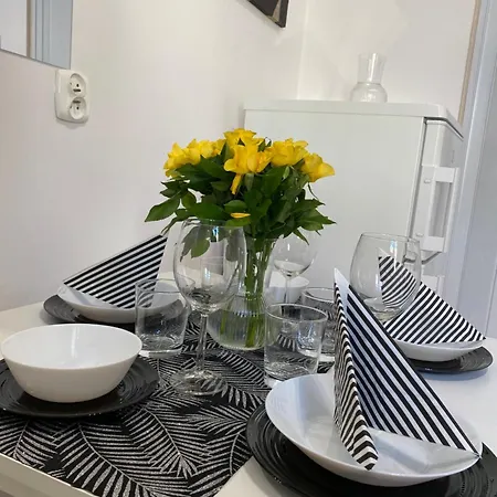 Sparrow In Kazimierz شقة كراكوفيا