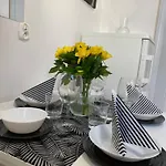 Sparrow In Kazimierz Appartement Cracovie